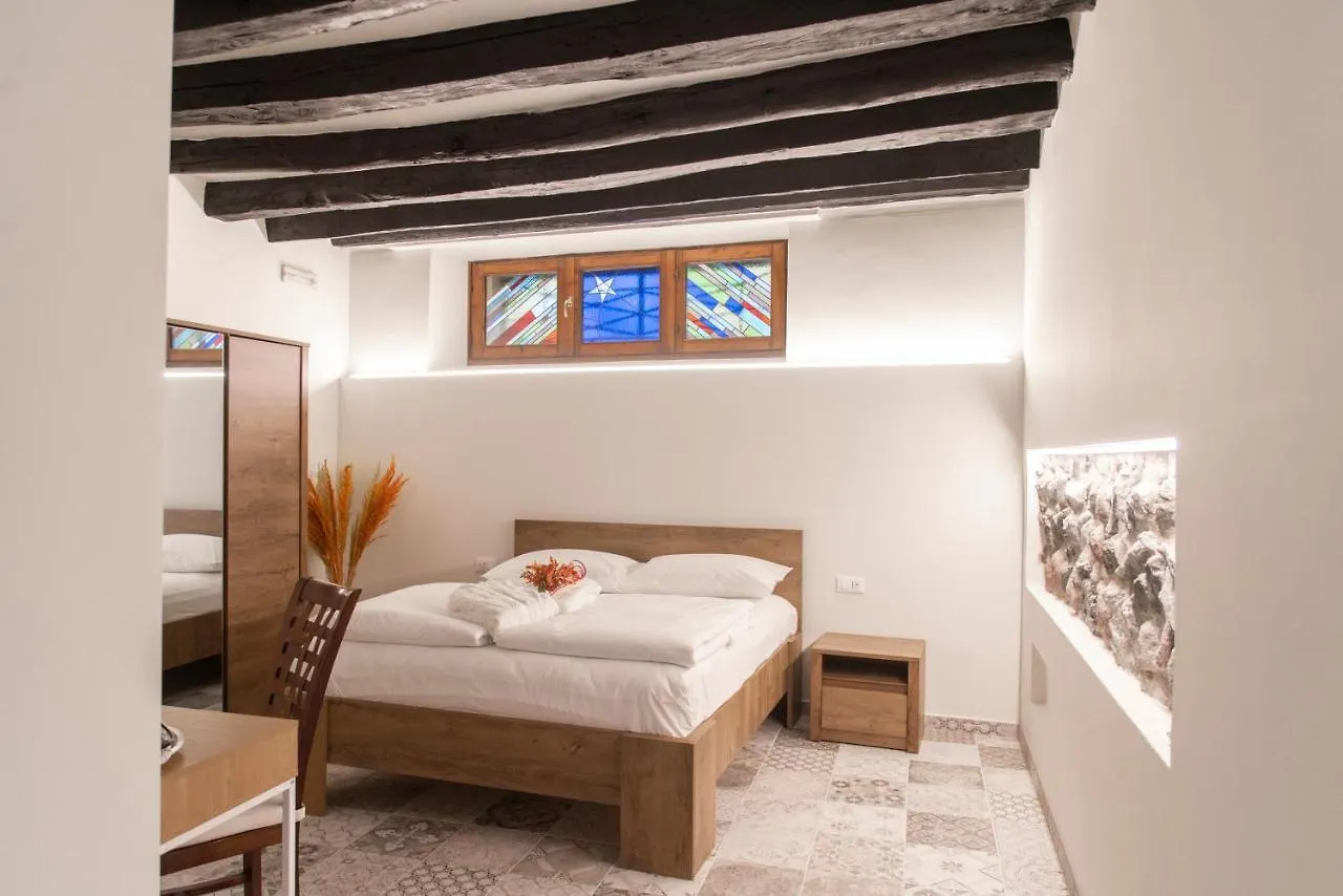La Curt Guest House Artogne Italy