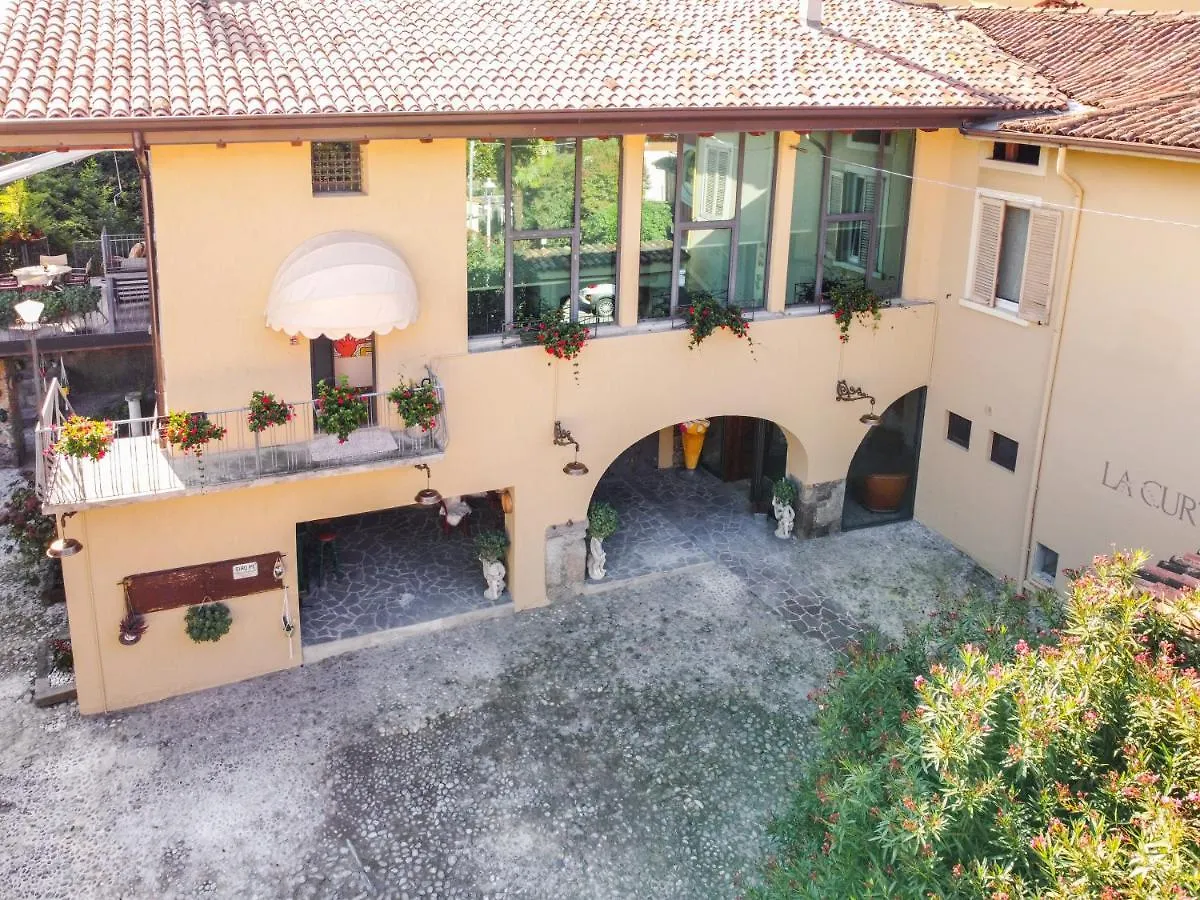 La Curt Guest House contacts